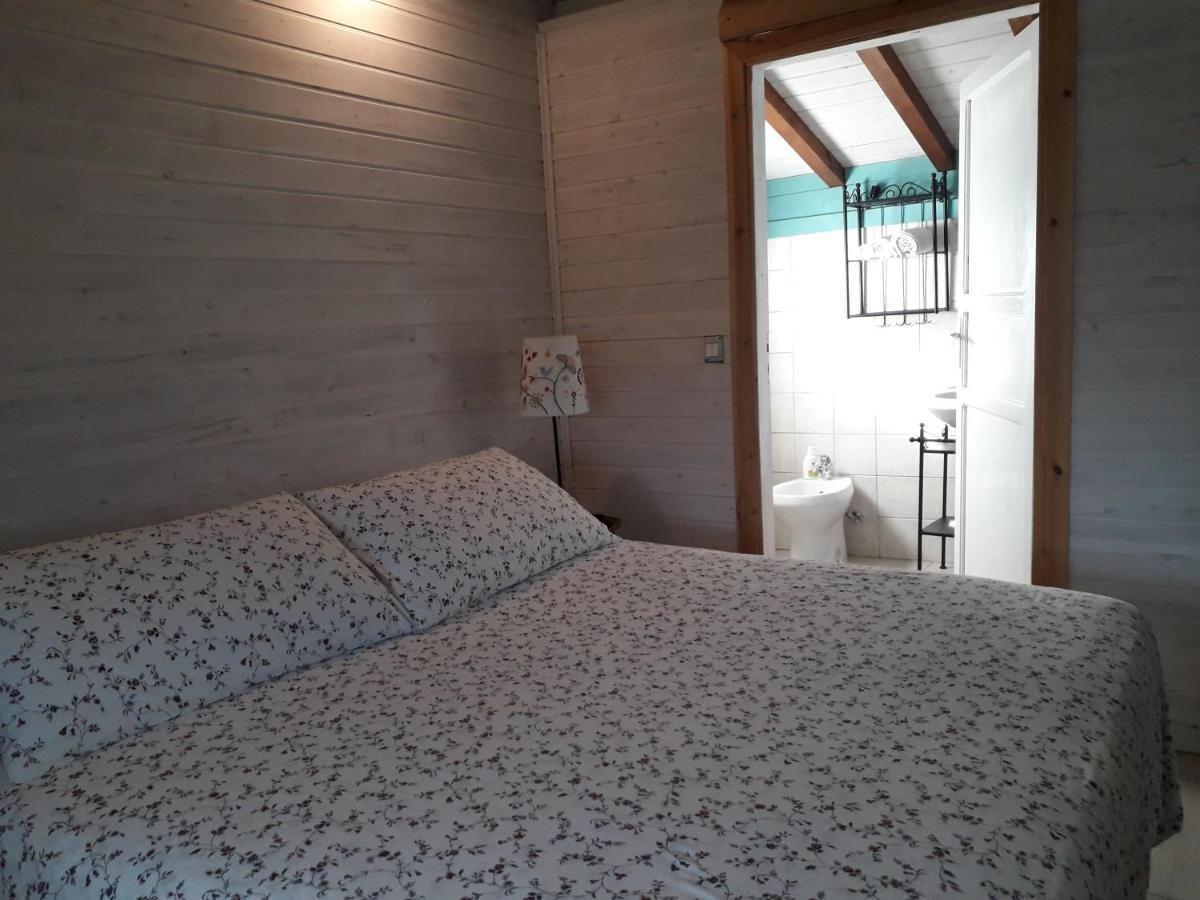 Il Casalino Bed & Breakfast Пианоро Екстериор снимка
